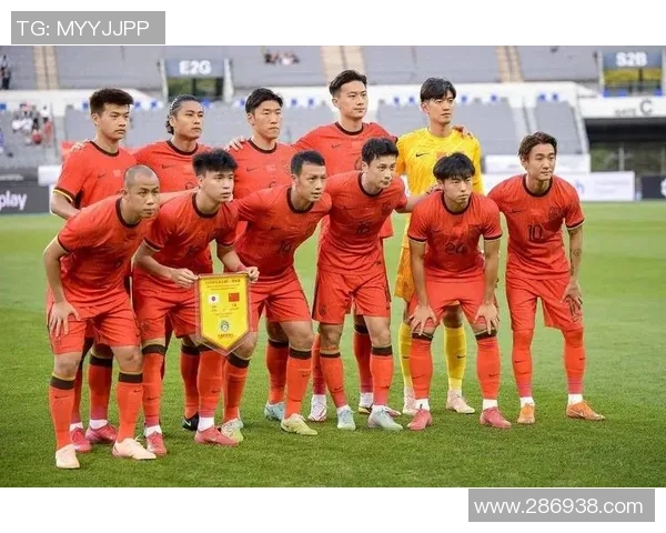 重庆足球队强势崛起荣登足球状态排行榜第二名引发关注